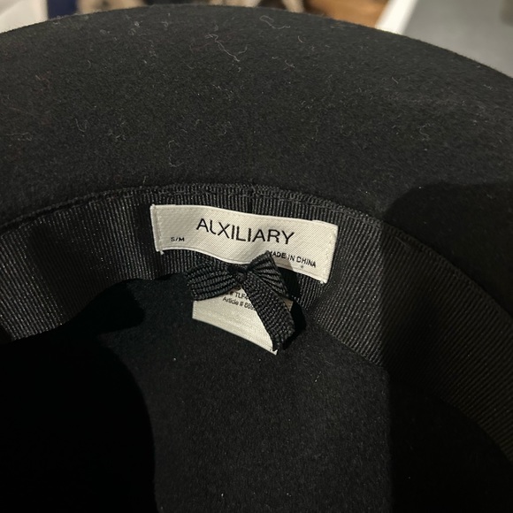 Hat - Picture 2 of 2